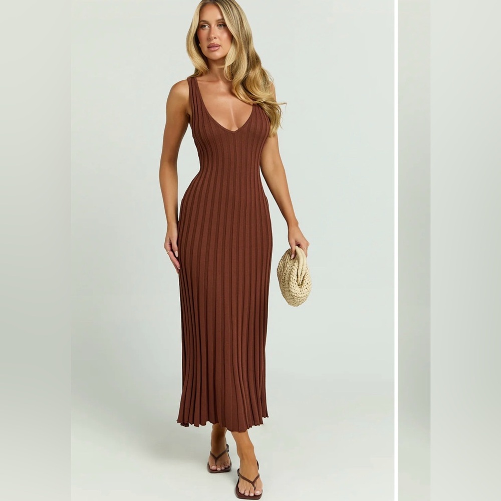 Showpo Brown Ribbed Knit Midi Dress